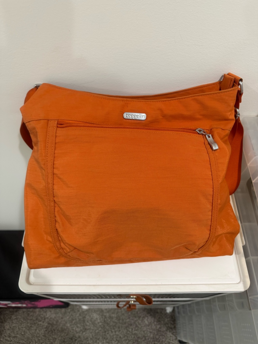 Bagalini Orange/Pink Crossbody Bag EUC